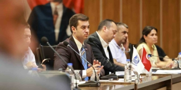 baskan-mandalinci-muhtarlarla-bir-araya-geldi-3JWRmmyD.jpg