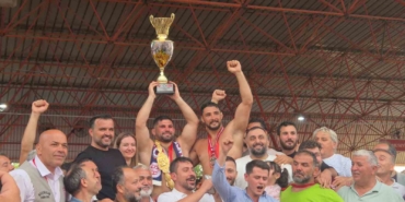 baspehlivan-erkan-tas-altin-kemerini-takti-WqkqsXQj.jpg