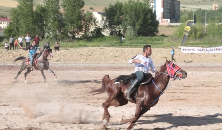 bayburtta-cirit-il-eleme-musabakalari-bugun-basliyor-zg9RRcFm.jpg