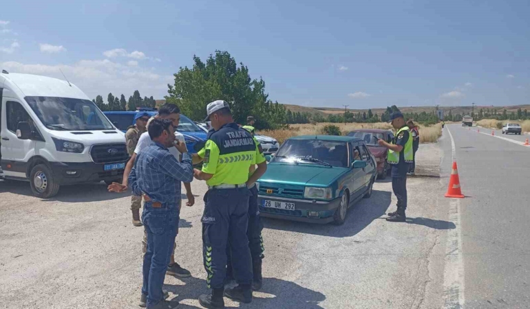 bilecikte-140-sahis-ve-143-arac-kontrol-edildi-qkpwsTGT.jpg