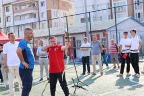 bilecikte-gsb-yaz-spor-okullari-coskuyla-acildi-pBvSRwCV.jpg
