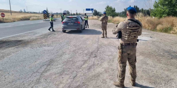 bilecikte-jandarma-denetimlerinde-73-bin-377-lira-ceza-kesildi-ed36MKU5.jpg