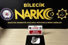 bilecikte-uyusturucu-operasyonu-1-gozalti-C6x4ZFiw.jpg