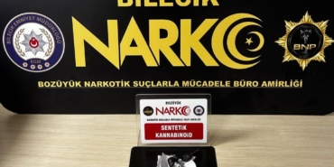 bilecikte-uyusturucu-operasyonu-1-gozalti-C6x4ZFiw.jpg