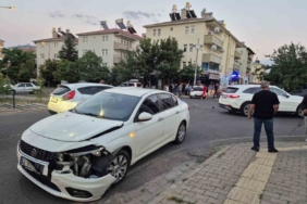 bingolde-trafik-kazasi-2-yarali-yUO3UpFQ.jpg