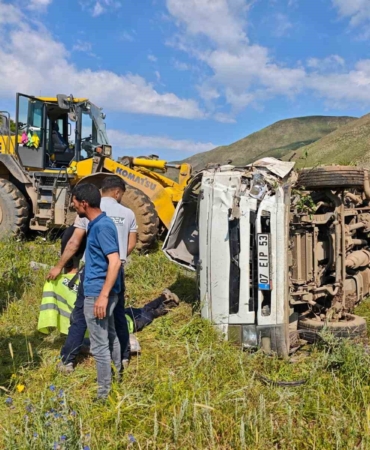 bingoldeki-trafik-kazasinda-1-kisi-hayatini-kaybetti-v6Niqewh.jpg