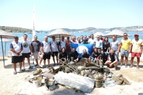 bodrumda-deniz-dibinden-370-kilogram-atik-cikarildi-rMMMepd2.jpg