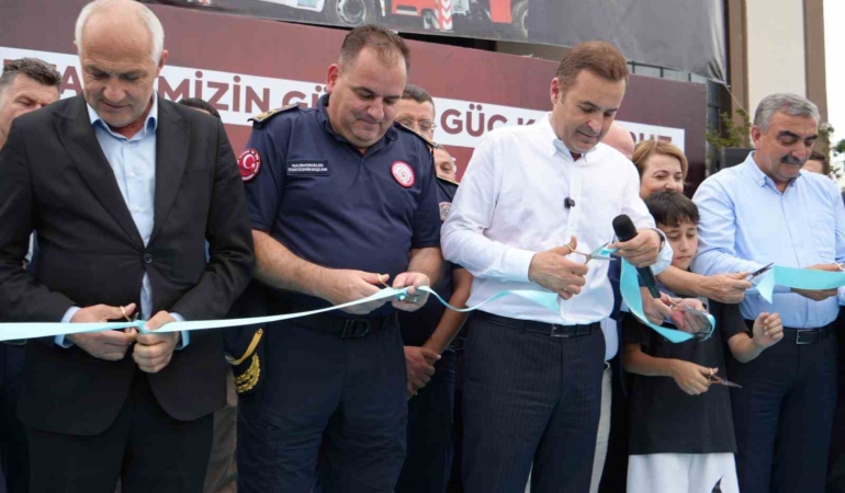 bolgenin-en-buyuk-itfaiye-filosu-balikesirde-kuruluyor-dgw3x2Gq.jpg