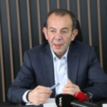 bolu-belediye-baskani-ozcanin-da-adinin-gectigi-davada-tutuklu-saniklar-savunma-yapti-7mEZlvi1.jpg