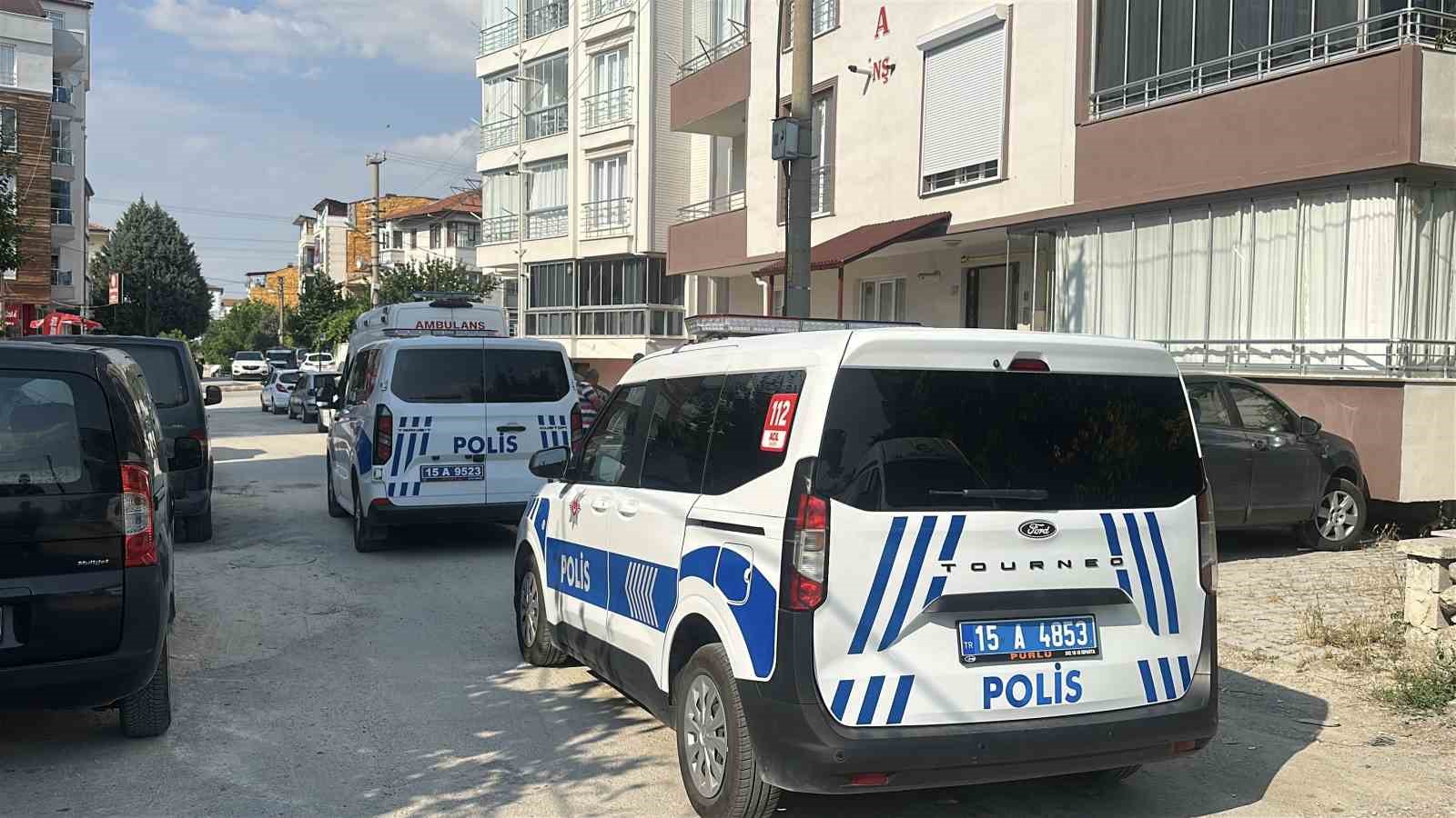 burdurda-yasli-kadin-esi-tarafindan-evde-olu-bulundu-Zxd8m3yD.jpg