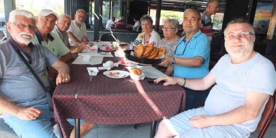 burhaniyede-gazeteci-senol-torlak-icin-lokma-hayri-duzenlendi-tCaGOXnQ.jpg