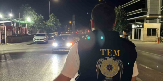 bursada-iki-ilce-abluka-altina-alindi-polis-kus-ucurtmadi-8hSvFS6d.jpg