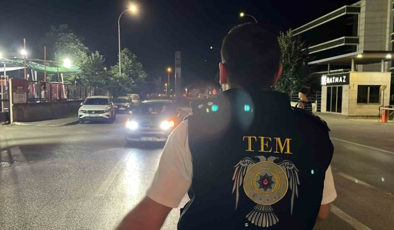 bursada-iki-ilce-abluka-altina-alindi-polis-kus-ucurtmadi-8hSvFS6d.jpg