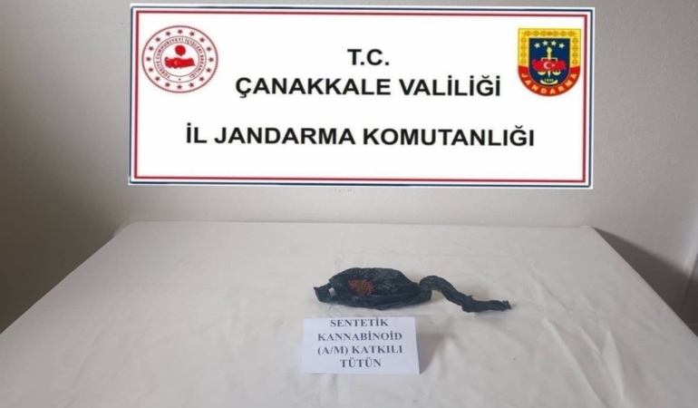 canakkale-ve-5-ilcede-uyusturucu-operasyonlarinda-15-gozalti-UcP4fqr8.jpg