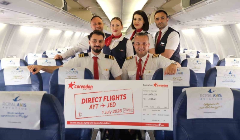 corendon-airlines-umre-ucuslarina-yaz-sezonunda-da-devam-ediyor-6TkMajvI.jpg