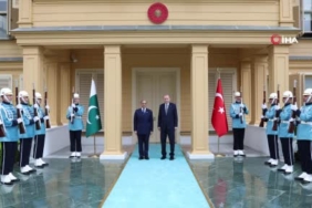cumhurbaskani-erdogan-pakistan-basbakani-serifi-resmi-torenle-karsiladi-DiDyjGEb.jpg