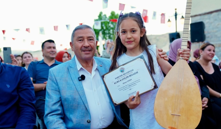 darende-belediyesi-sanat-ve-egitim-atolyesinde-donem-sonu-heyecani-8yKQLrKk.jpg