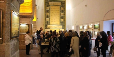 dunyanin-en-buyuk-hilye-i-serifi-3-yildir-amasyada-sergileniyor-OFrAU2mh.jpg