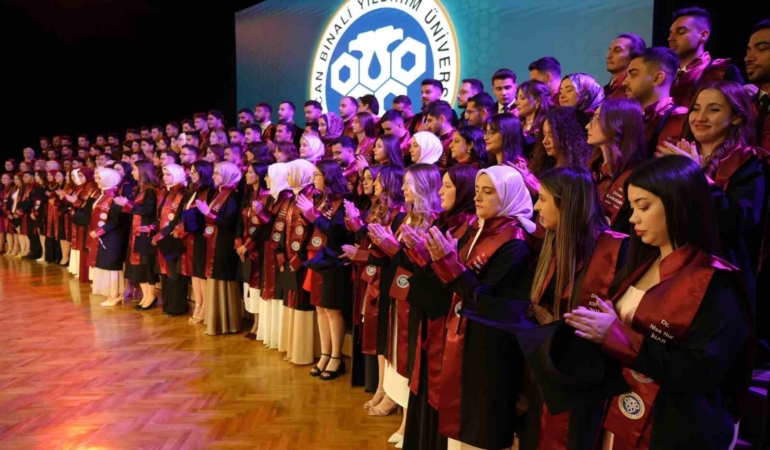ebyu-tip-fakultesinde-mezuniyet-basari-siralamasi-kriterleri-degisti-3qMZx5O8.jpg