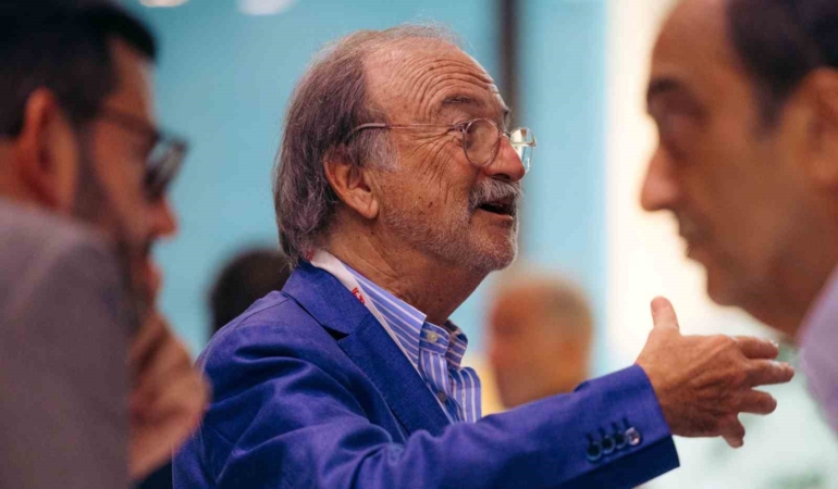 eczacibasi-avrupa-kadin-voleybol-kulupleri-birligi-wevca-kongresine-katildi-I6eyetqm.jpg