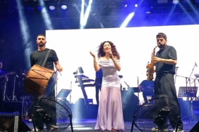 edirnede-665inci-tarihi-kirkpinar-yagli-gures-festivalinde-melek-mosso-sahne-aldi-e1RwkR5V.jpg