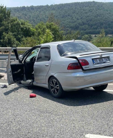 edremit-balikesir-karayolunda-trafik-kazasi-QWq6kIgg.jpg