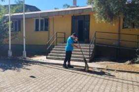 efelerde-dugun-alanlarinda-temizlik-calismasi-C1kBVPxl.jpg