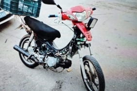 ehliyetsiz-plakasiz-ve-sase-numarasi-kazinmis-motosikleti-kullanan-surucuye-88-bin-500-liralik-ceza-321m8a3V.jpg