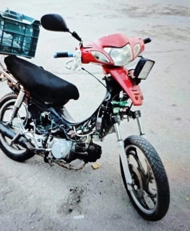 ehliyetsiz-plakasiz-ve-sase-numarasi-kazinmis-motosikleti-kullanan-surucuye-88-bin-500-liralik-ceza-321m8a3V.jpg