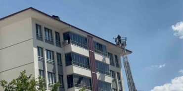 elazigda-7-katli-binada-baca-yangini-2kEnvYAp.jpg