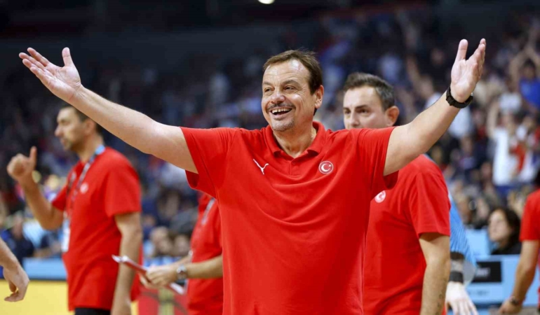 ergin-ataman-a-milli-erkek-basketbol-takimi-ile-dalya-diyecek-GUMkWKqu.jpg