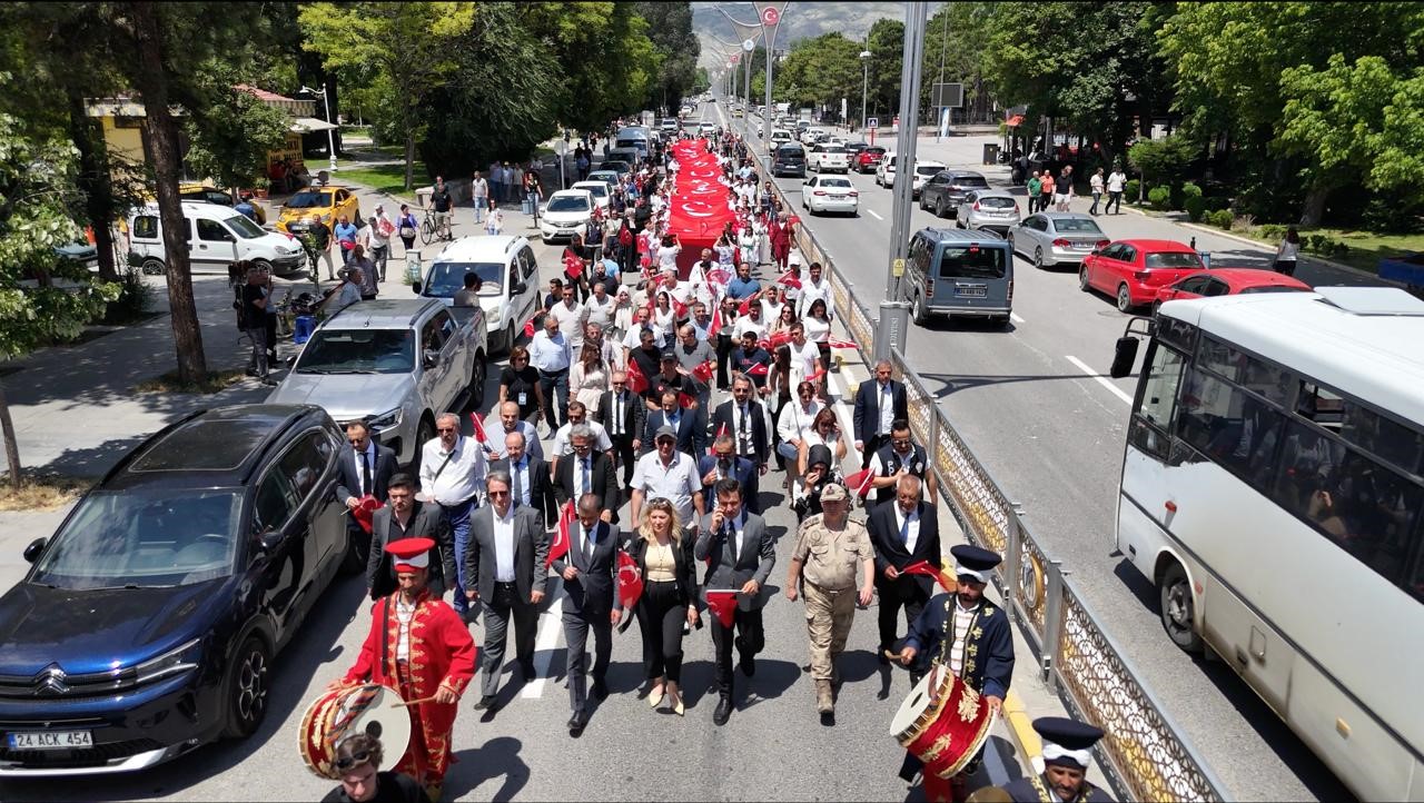 erzincanda-yasayan-miras-soleni-kapilarini-acti-yOHu8CZj.jpg