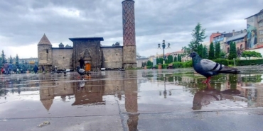erzurum-ve-ardahan-icin-sari-kodlu-uyari-kuvvetli-saganak-ve-sel-riski-VnOg17MD.jpg