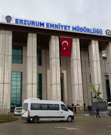 erzurumda-bir-ayda-28-kilo-narkotik-madde-ele-gecirildi-iDIQTyQs.jpg