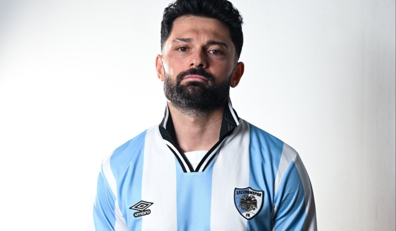 erzurumspor-fk-yeni-sezon-formasini-tanitti-5epV2XpL.jpg