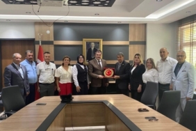 eskisehirli-muhtarlardan-kaymakam-uluya-vefali-veda-EwT3YH9N.jpg