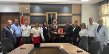 eskisehirli-muhtarlardan-kaymakam-uluya-vefali-veda-EwT3YH9N.jpg
