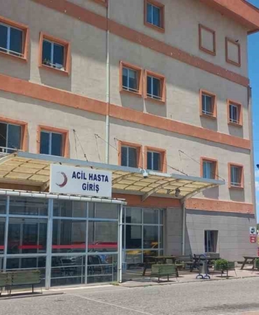 ezinede-hastane-tuvaletinde-poset-icinde-bebek-cesedi-bulundu-EFx2NJAK.jpg