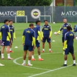 fenerbahce-avusturyada-gunu-cift-antrenmanla-tamamladi-trWkquOa.jpg