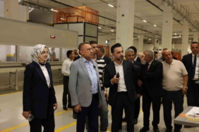 fuat-oktay-akyurt-140-ulkeye-ihracat-yapan-buyuk-bir-uretim-ussu-haline-geldi-DufdaOy8.jpg