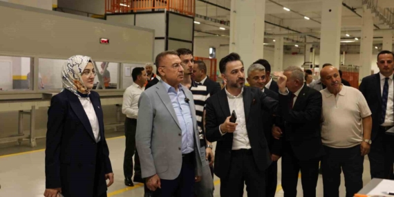 fuat-oktay-akyurt-140-ulkeye-ihracat-yapan-buyuk-bir-uretim-ussu-haline-geldi-DufdaOy8.jpg