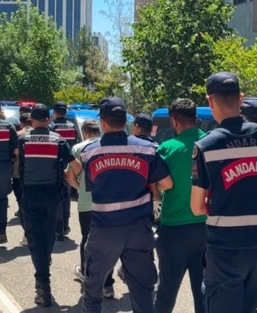 gaziantep-merkezli-3-ilde-yasa-disi-bahis-operasyonu-5-tutuklama-T8r1xYk6.jpg