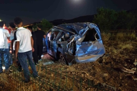 gercuste-hurdaya-donen-aractan-burnu-bile-kanamadan-cikti-z8NJ3nfi.jpg