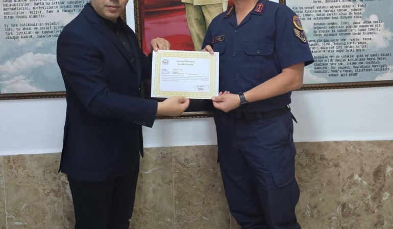 golbasinda-tayini-cikan-jandarma-personeline-basari-belgesi-2MuFtxZO.jpg