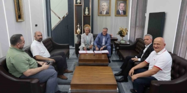 hacilarda-kiyafetler-umuda-donusecek-iQiazmR6.jpg