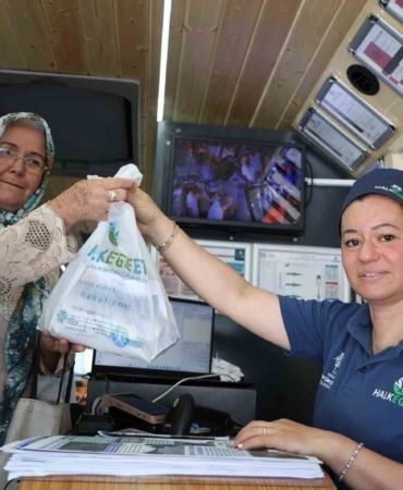 halk-ege-et-bozdoganda-vatandaslarla-bulustu-MJei28Gm.jpg
