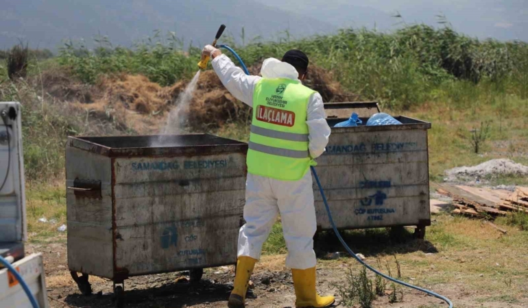 hatay-buyuksehir-belediyesi-il-genelinde-ilaclama-calismalarina-araliksiz-devam-ediyor-RQ1nTBTi.jpg