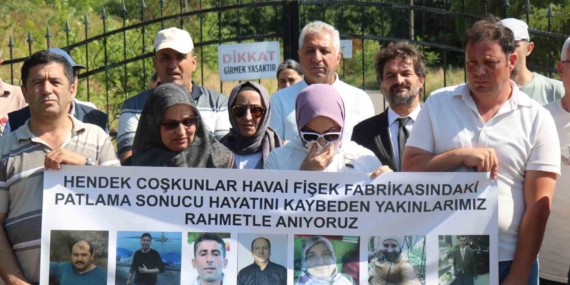 havai-fisek-fabrikasindaki-patlamada-hayatini-kaybeden-isciler-anildi-BjaECIVw.jpg