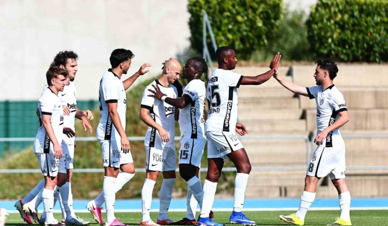hazirlik-maci-besiktas-2-gyirmot-1-GnWD3JFS.jpg