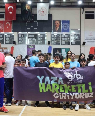 igdirda-yaz-spor-okullari-coskuyla-basladi-WGOz5zdD.jpg